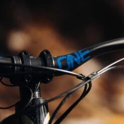 OneUp Components Carbon 35mm Handlebar Decal Kit -Fox Racing Shox Shop OneUp Components Decal Blue OneB